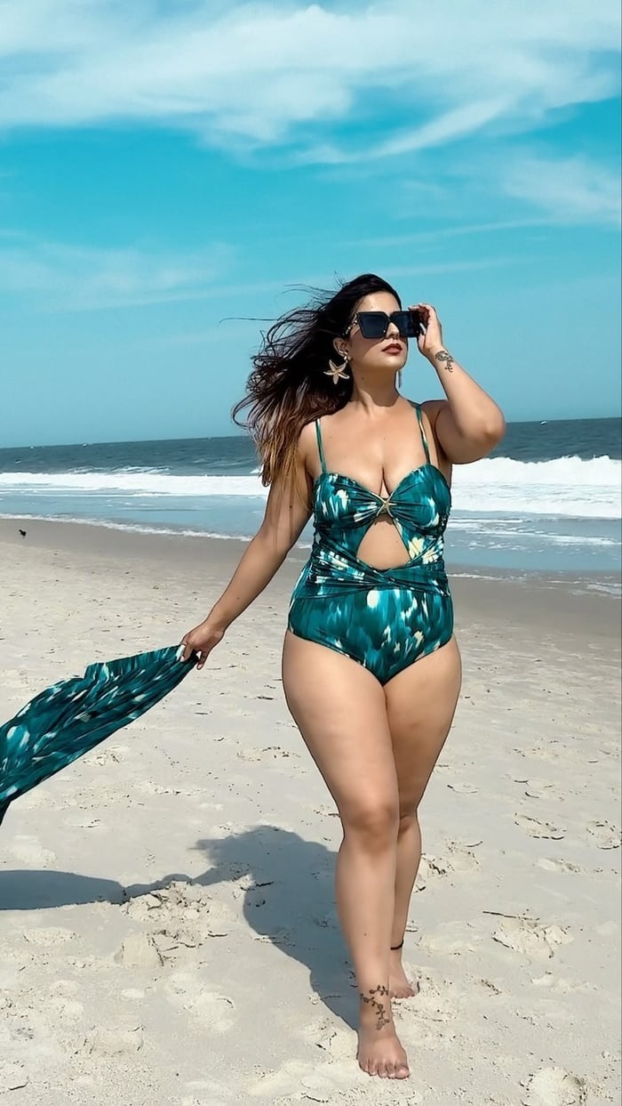Alice 2-Piece Swimsuit and Skirt Set (Emerald Green)